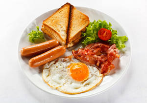 English Breakfast With Crispy Fried Egg Wallpaper