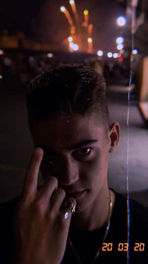 Enigmatic Gaze Of Hardin Scott Wallpaper