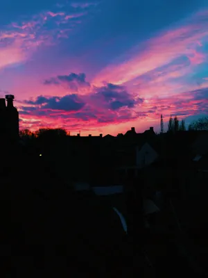 Enjoy The Beauty Of A Stunning Sunset From Your Iphone Wallpaper