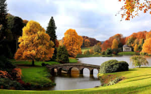 Enjoy The Tranquil Beauty Of A New England Summer Wallpaper