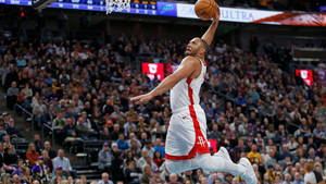 Eric Gordon Slam Dunk Focus Shot Wallpaper