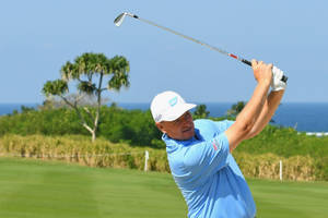 Ernie Els At A Golf Course Wallpaper