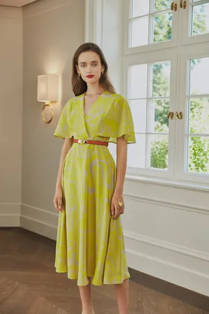 Escada Spring 2020 Wallpaper