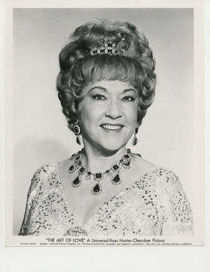 Ethel Merman As Madame Coco La Fontaine Wallpaper