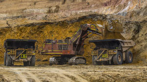 Excavators In Yanacocha Goldmines, Peru Wallpaper