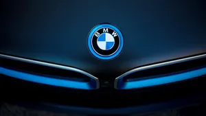 Experience Power And Luxury With This Hd Desktop Bmw Wallpaper