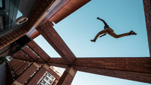 Extreme Sports Parkour On Beams Wallpaper