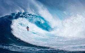Extreme Sports Surfing Big Waves Wallpaper