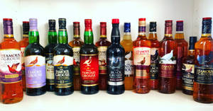 Famous Grouse Whisky Collection Wallpaper