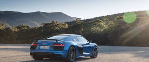Fascinating Display Of Automotive Excellence - Audi R8 2017 Wallpaper
