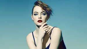 Fierce And Sexy Emma Stone Wallpaper