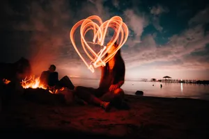 Fire Heart Effects Wallpaper