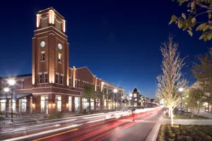 Firewheel Town Center Garland Wallpaper