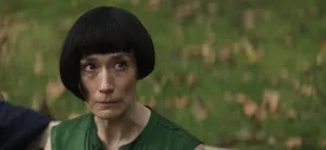 Fleabag Claire Bobbed Hair Wallpaper