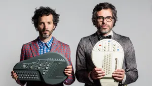 Flight Of The Conchords With Omnichords Wallpaper