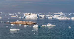 Floating Icebergs Greenland Wallpaper