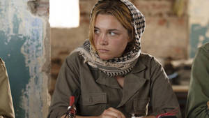 Florence Pugh As Yelena Undercover Wallpaper