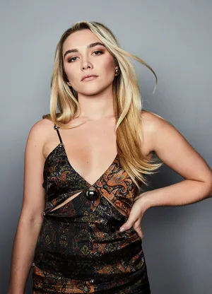Florence Pugh The Wrap Wallpaper