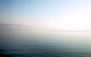 Foggy Ocean Natural Background Wallpaper