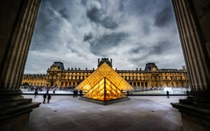 France Golden Louvre Pyramid Wallpaper