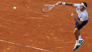 French Open Roger Federer Serve Wallpaper