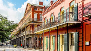 French Quarter Buildings In Pastel Colors Wallpaper
