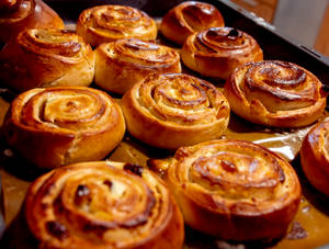 Fresh Toasted Cinnamon Roll Pastry Wallpaper
