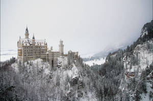Frozen Castle In Germany Wallpaper