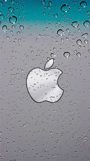 Full Hd Apple With Water Droplets Wallpaper