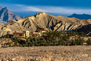Furnace Creek Screensavers Wallpaper