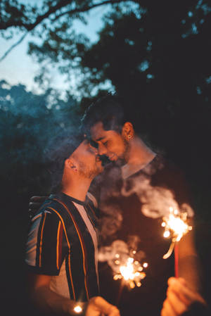 Gay Couple Kissing Wallpaper