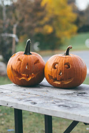 Get Creative This Halloween With A Minimalist Twist Wallpaper