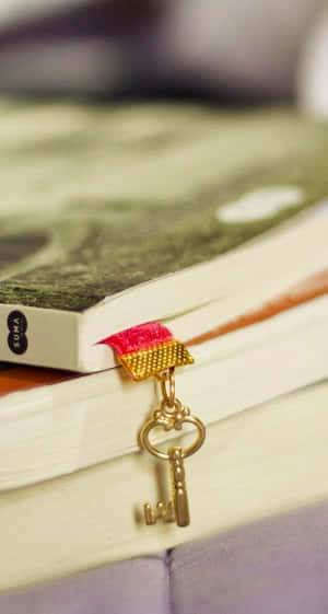 Get Fabulous With Girly Lock Screen Wallpaper