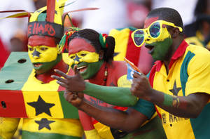 Ghana Locals Cheering Wallpaper