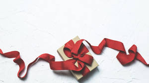 Gift Box Red Ribbon Photography Wallpaper