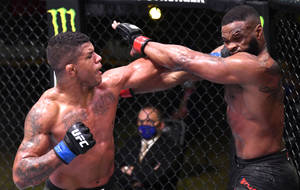 Gilbert Burns Versus Tyron Woodley Wallpaper