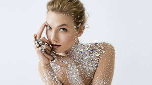 Glamorous Karlie Kloss Hollywood Actress Hd Wallpaper