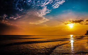 Gleaming Beach Sunrise Nature Wallpaper