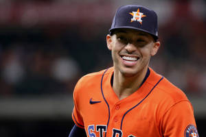 Gleeful Carlos Correa Wallpaper