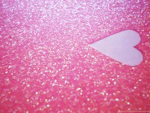 Glitter Pink Heart Wallpaper