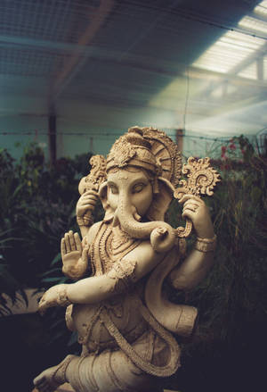 God Mobile Ganesh Hindu Deity Sculpture Wallpaper