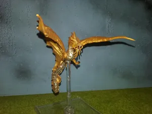 Gold Dragon Display Wallpaper