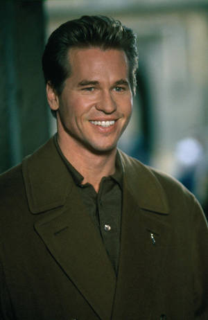 Good Looking Celebrity Actor Val Kilmer Wallpaper