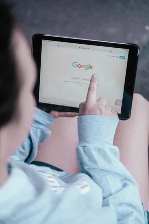 Google On Tablet Wallpaper