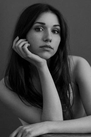 Grayscale Portrait Grace Fulton Wallpaper