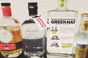 Green Hat Ivy City Old Tom Fever Tree Tonic Wallpaper