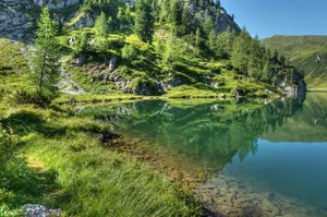 Green Mountain Wallpaper