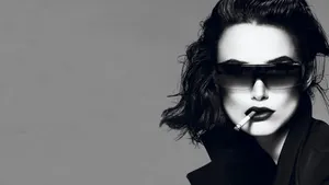 Greyscale Keira Knightley Fashion Wallpaper
