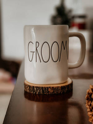 Groom's White Mug Wallpaper