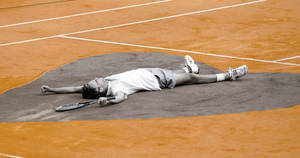 Gustavo Kuerten Flat On The Ground Wallpaper